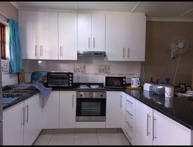 2 BEDROOM SECTIONAL TITLE FOR SALE IN UMTENTWENI